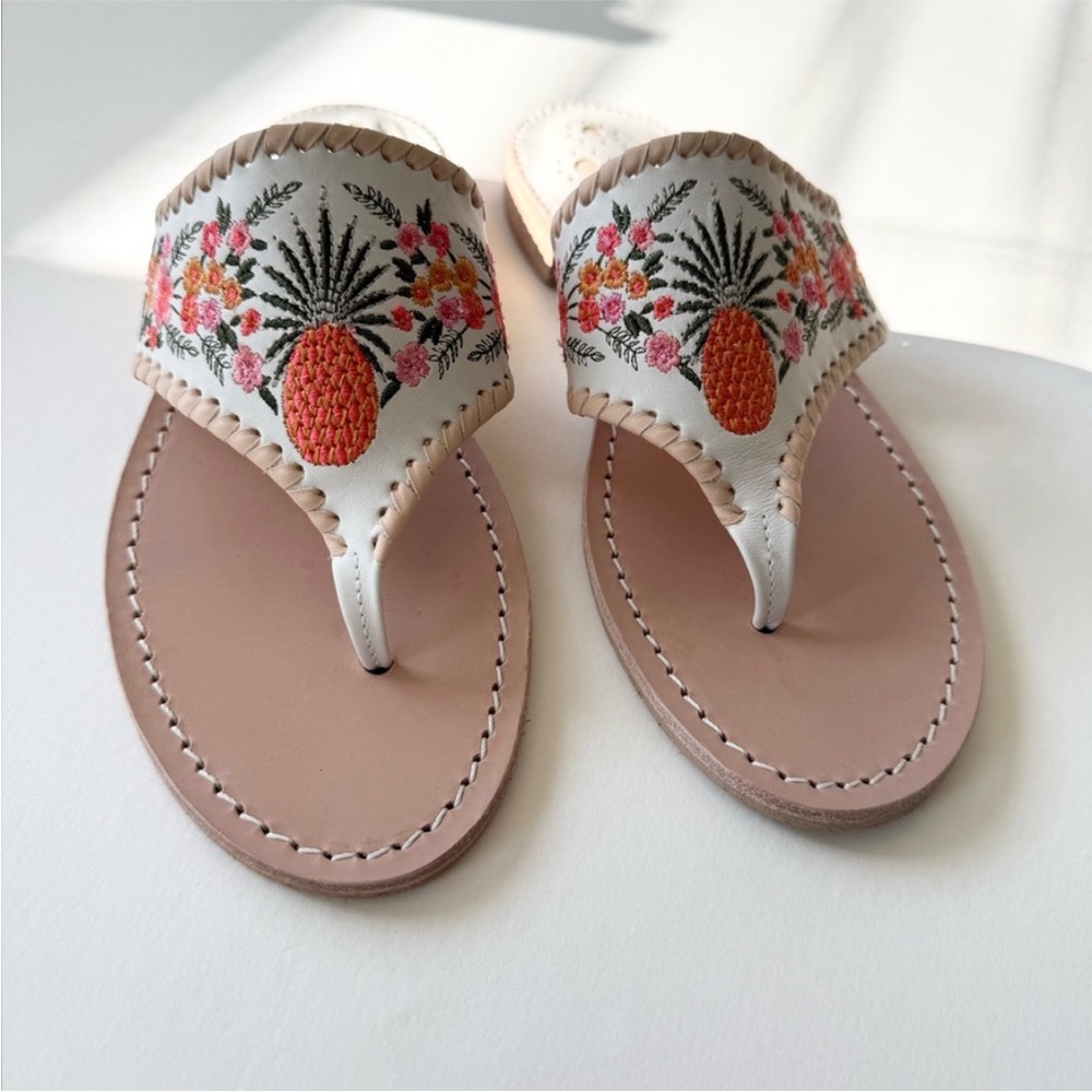 New! JACK ROGERS LIMITED EDITION
PINEAPPLE FLORAL THONG SANDALS - Picture 6 of 16